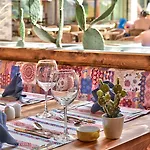 Aquaclub Grifid Bolero 4*