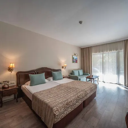 Hotel Grifid Club Bolero&aqua Park – Ultra Inclusive&private 4*