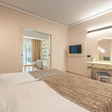 Aquaclub Grifid Bolero - Ultra Inclusive&private Golden Sands