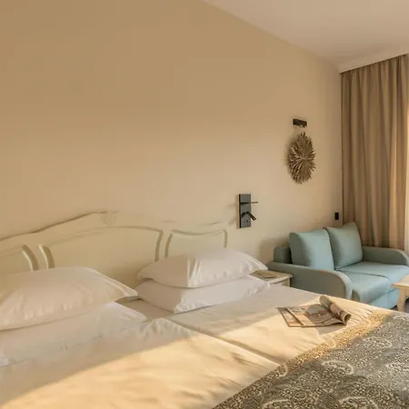 Aquaclub Grifid Bolero - Ultra Inclusive&private Hotel Golden Sands