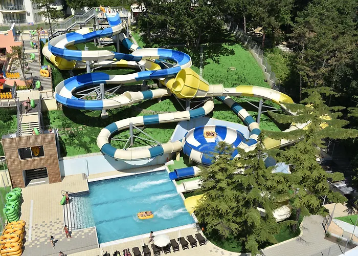 Aquaclub Grifid Bolero 4*