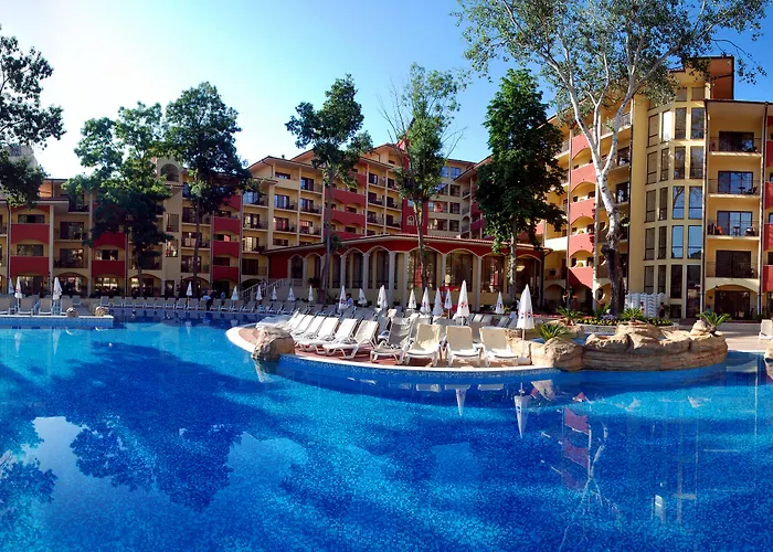 Aquaclub Grifid Bolero غولدن ساندز